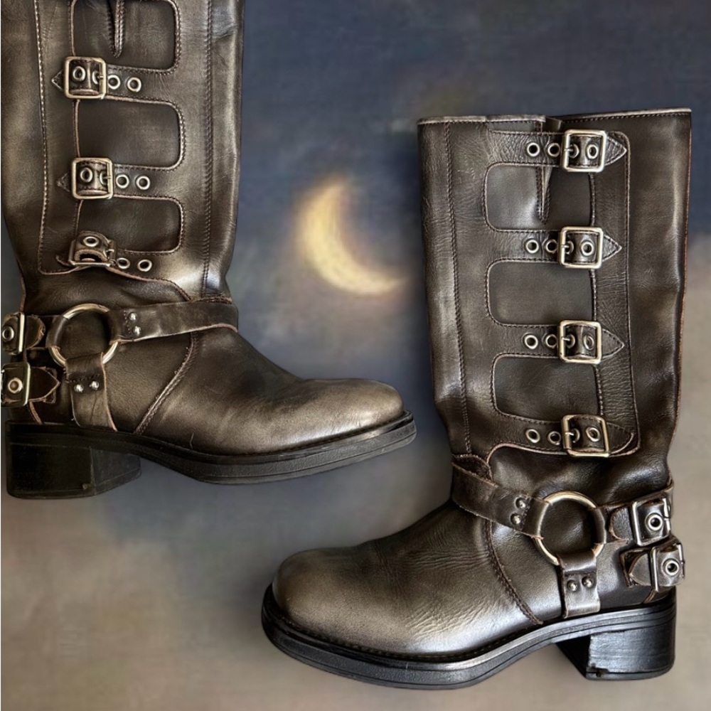 Steve Madden ROCKY BROWN DISTRESSED boots